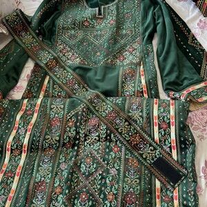 Olive green brand new velvet thobe